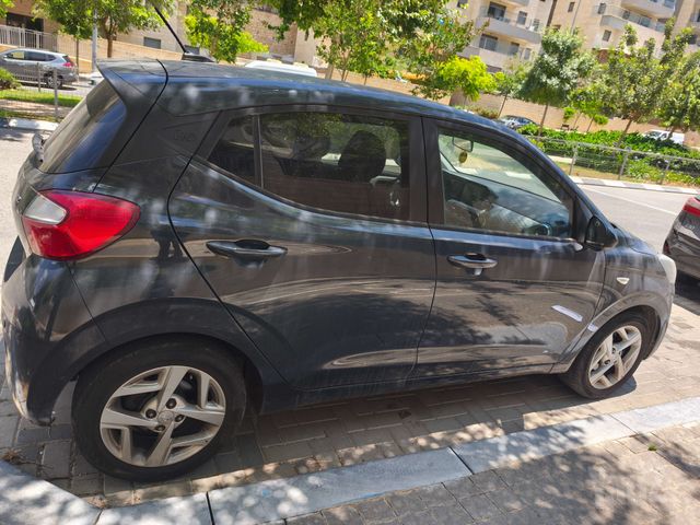 יונדאי i10