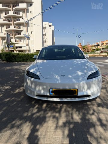 טסלה מודל 3