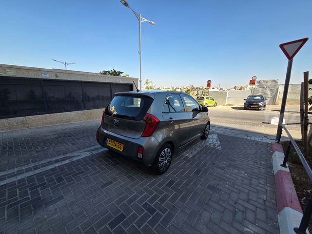 קיה פיקנטו