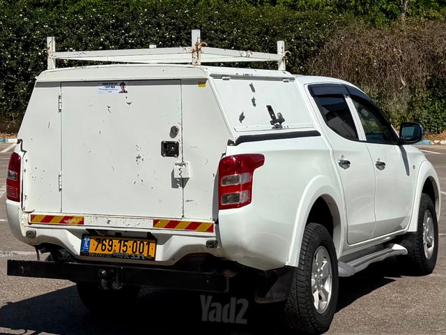 מיצובישי טרייטון / L200