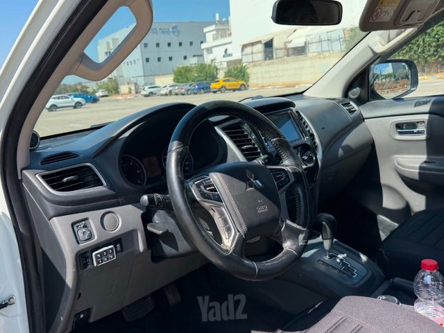 מיצובישי טרייטון / L200