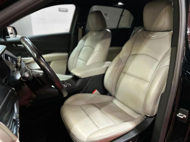 קאדילק XT4