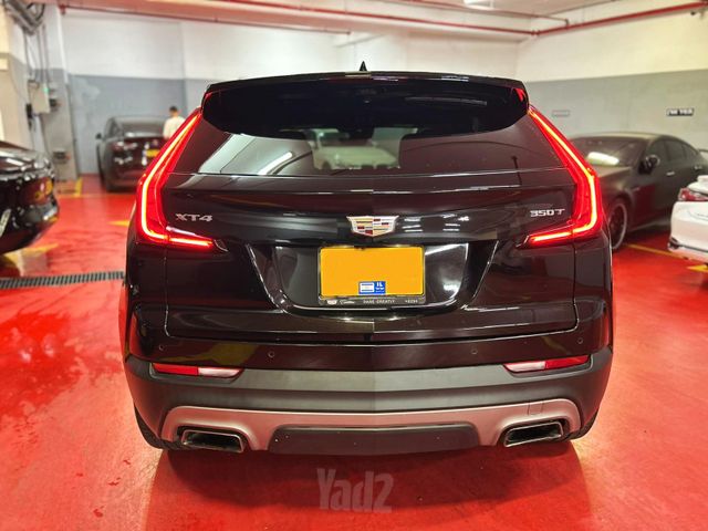 קאדילק XT4
