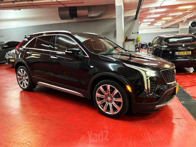 קאדילק XT4