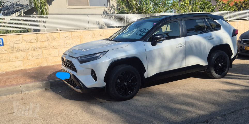 מודעת רכב טויוטה RAV4
