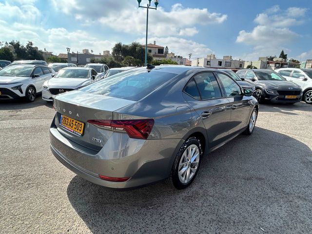 סקודה אוקטביה