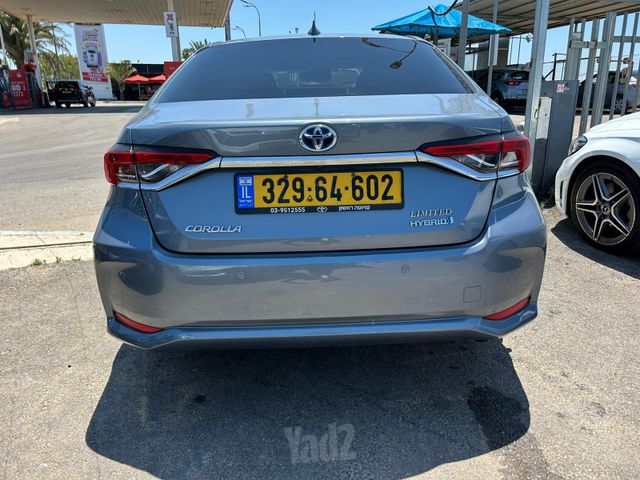 טויוטה קורולה