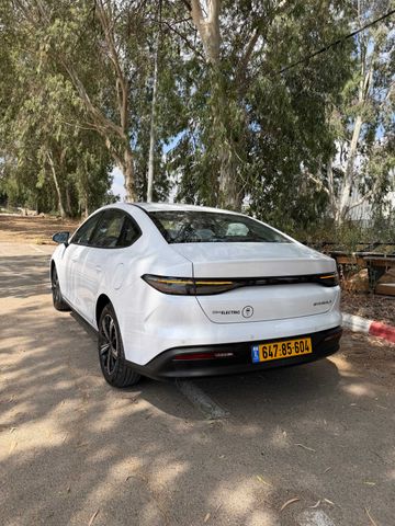 בי.ווי.די סיל 5