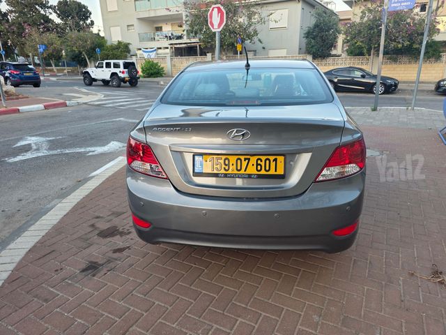 יונדאי אקסנט i25