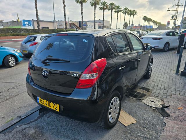 מודעת רכב יונדאי i20