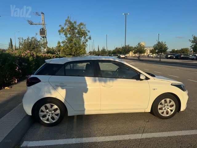 יונדאי i20