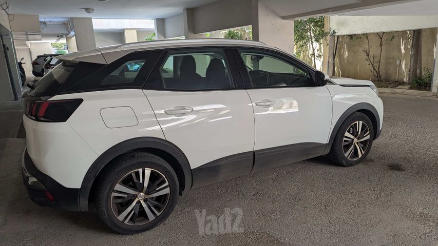 פיג'ו 3008
