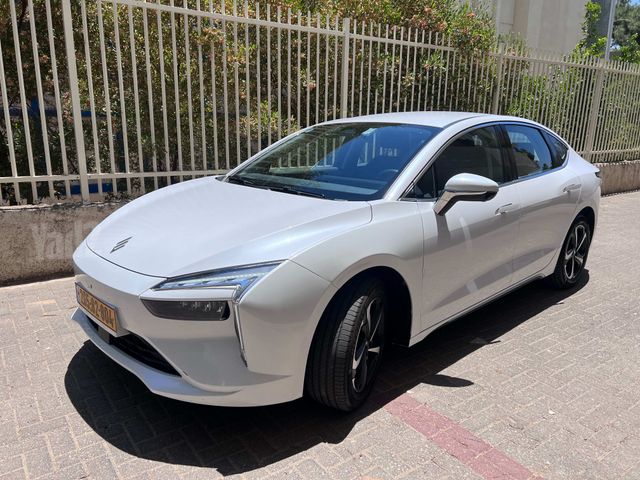 מודעת רכב אי.וי איזי  Limo
