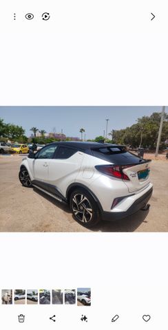מודעת רכב טויוטה C-HR