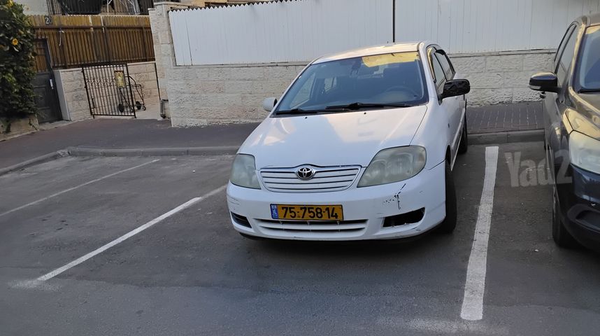 מודעת רכב טויוטה קורולה
