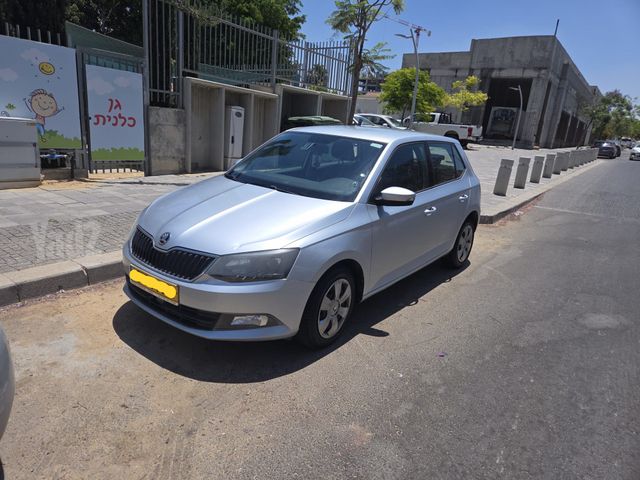 מודעת רכב סקודה פאביה