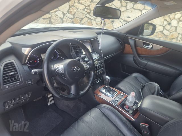 מודעת רכב אינפיניטי QX70
