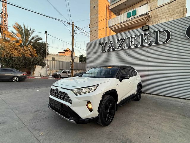 מודעת רכב טויוטה RAV4