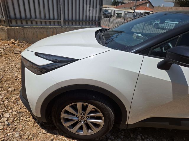 טויוטה C-HR