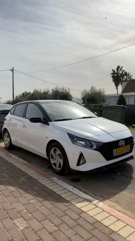 יונדאי i20
