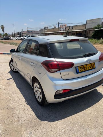יונדאי i20