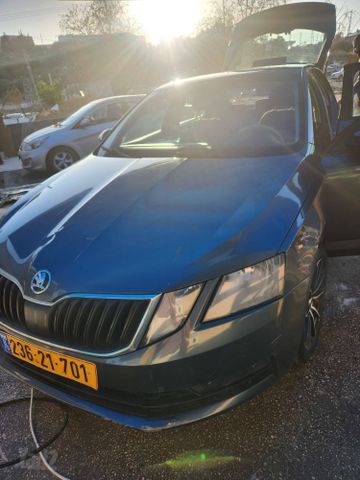 סקודה אוקטביה