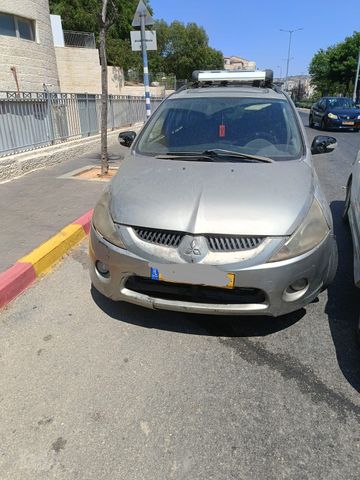 מודעת רכב מיצובישי גרנדיס