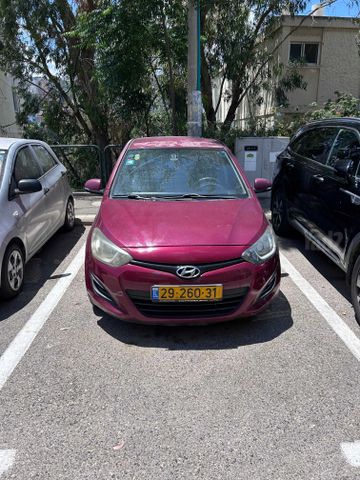 יונדאי i20