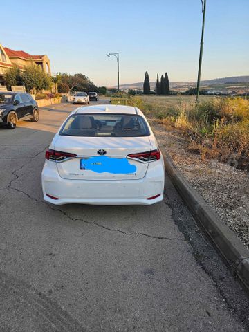 טויוטה קורולה