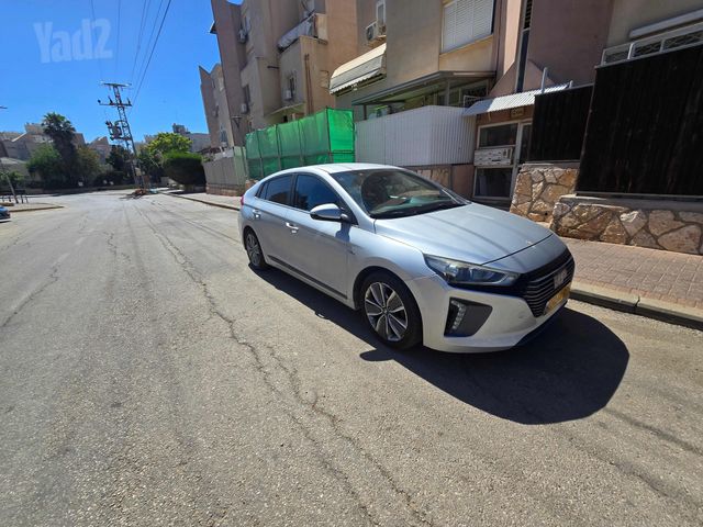 יונדאי איוניק