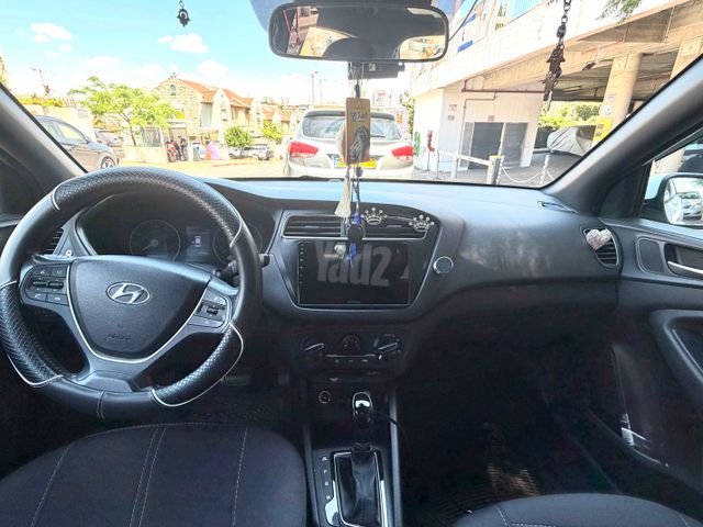 יונדאי i20