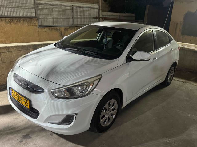 יונדאי אקסנט i25