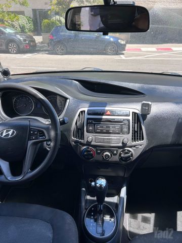 יונדאי i20