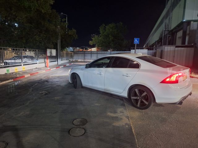 וולוו S60