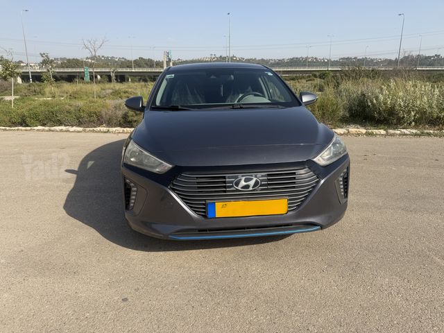 יונדאי איוניק