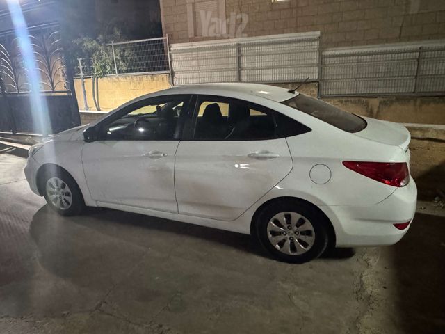 יונדאי אקסנט i25