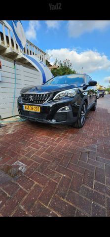פיג'ו 3008