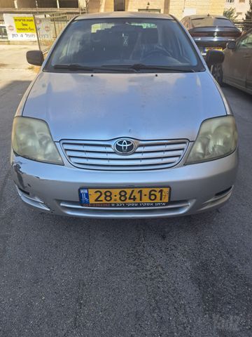 טויוטה קורולה