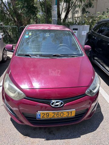 מודעת רכב יונדאי i20