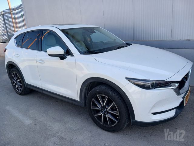 מודעת רכב מאזדה CX-5