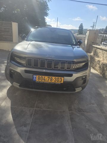 מודעת רכב ג'יפ אוונגר