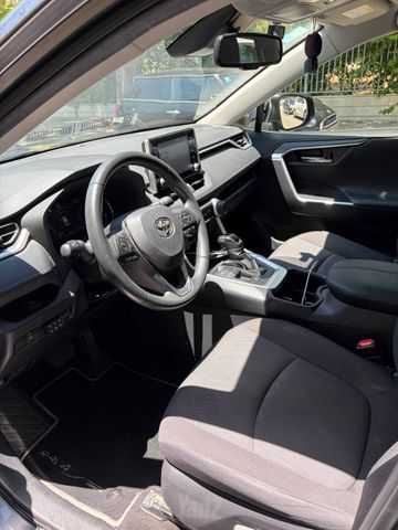 מודעת רכב טויוטה RAV4