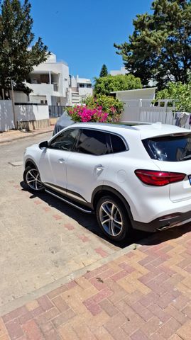 אם ג'י EHS PHEV