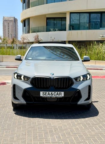ב מ וו X6