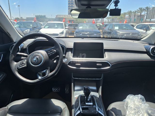 אם ג'י EHS PHEV