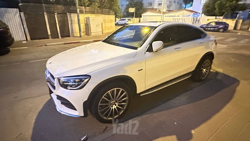 מודעת רכב מרצדס-בנץ GLC קופה 