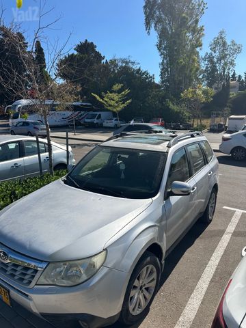 מודעת רכב סובארו פורסטר
