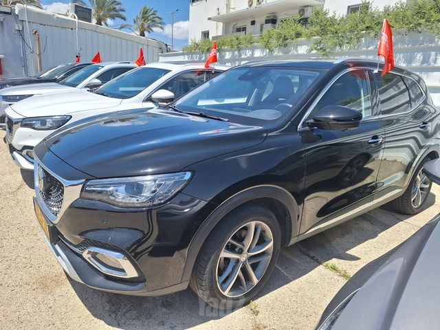מודעת רכב אם ג'י EHS PHEV 2