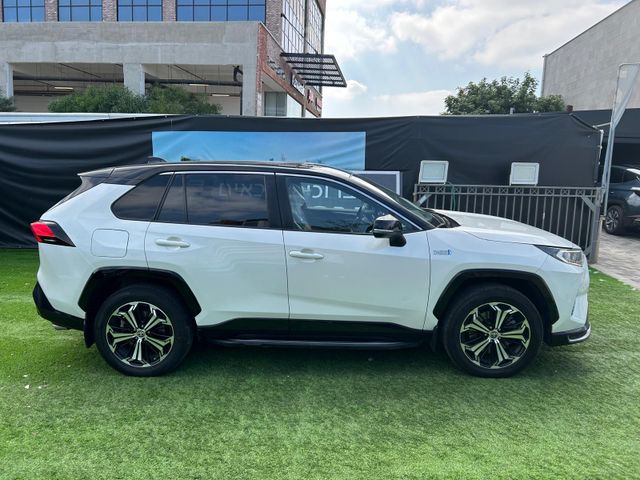 טויוטה RAV4