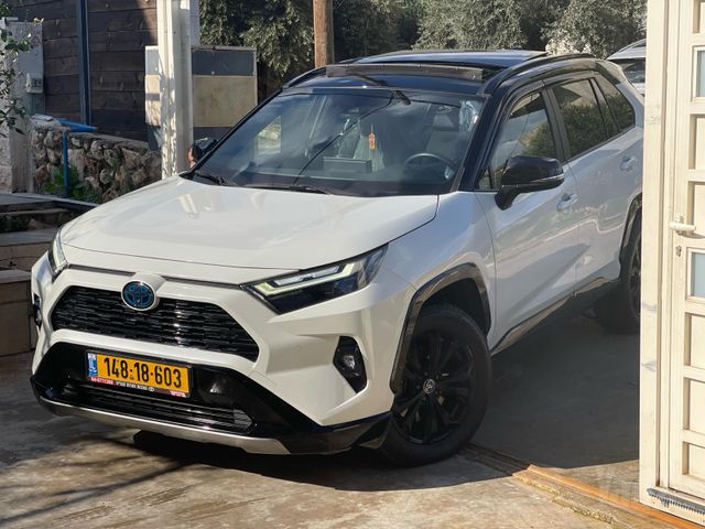 מודעת רכב טויוטה RAV4